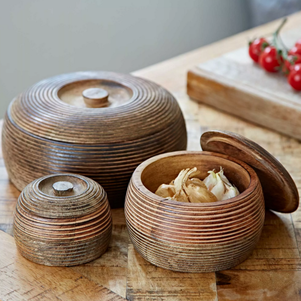 Mango Wood Bowl with Lid